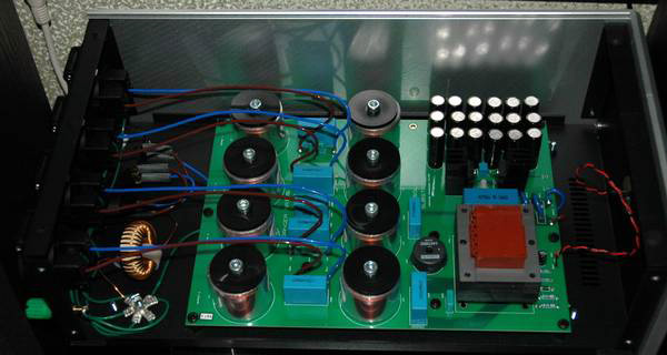 ISOL-8 в салоне AVComfort ISOL-8 в салоне AVComfort