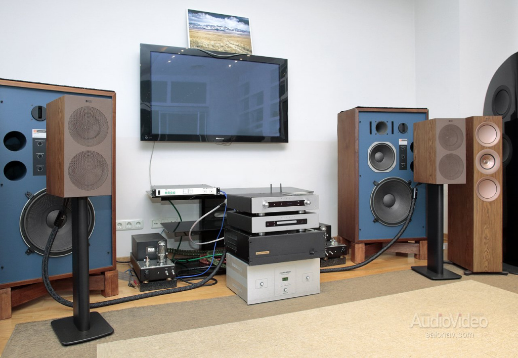 KEF_R3_01.jpg