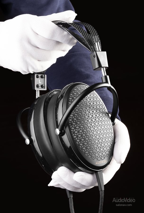 Audeze_CRBN_488.jpg